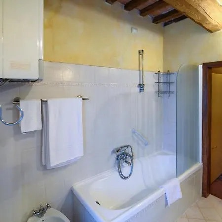 Monastero San Silvestro ファームステイ コルトーナ