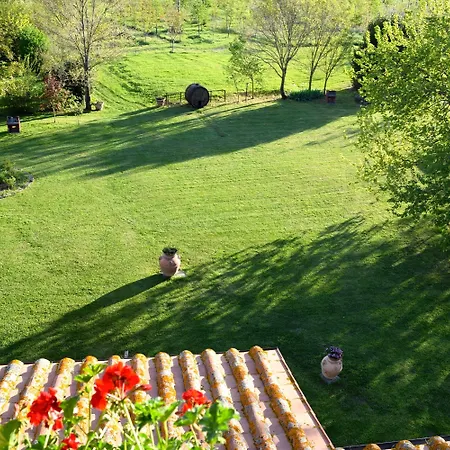 Alloggio per agriturismo Monastero San Silvestro *